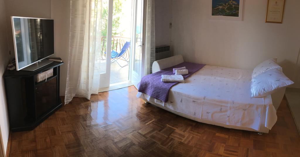 Guesthouse Cipre Lumbarda Bagian luar foto
